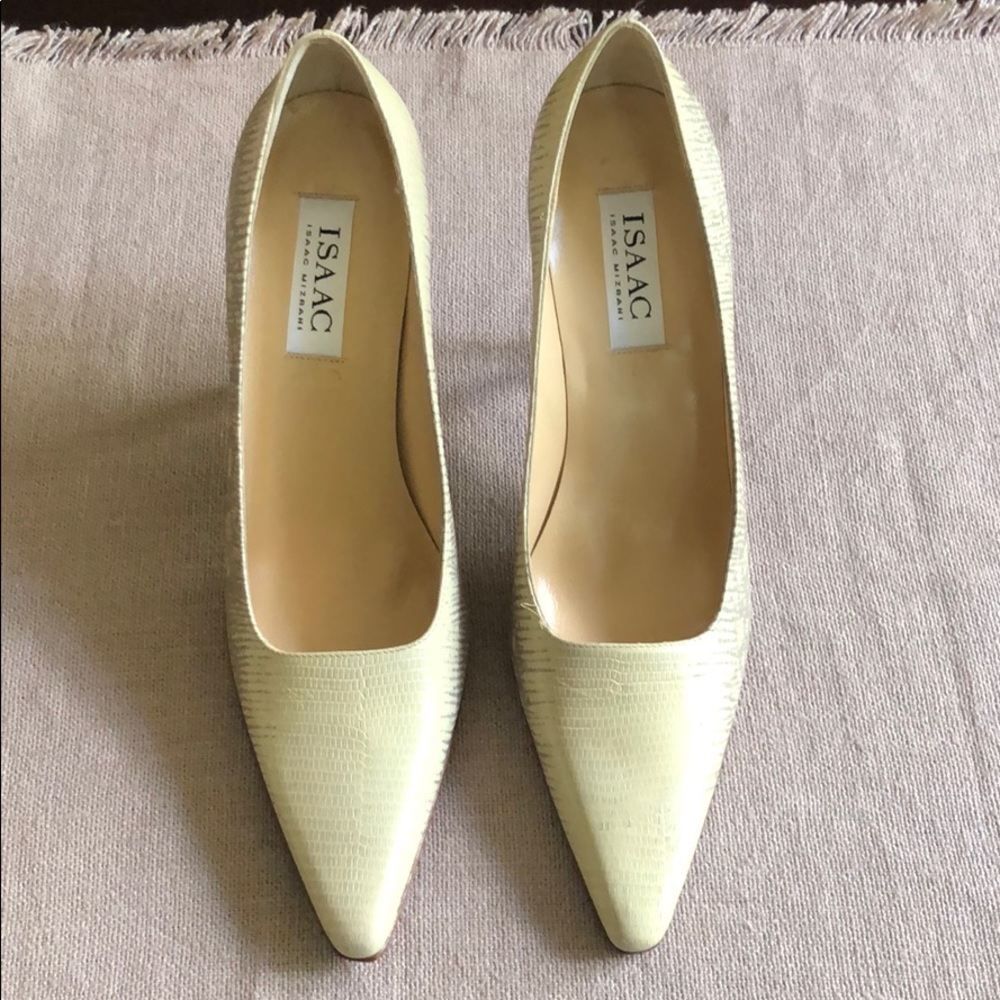 Isaac Mizrahi Snake Skin Heels